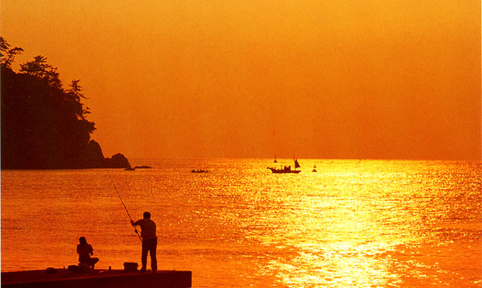 土肥の夕焼け Coastline sunset［ Toi Onsen (Izu) ］